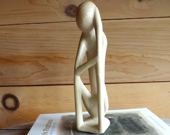 アフリカのソープストーン彫刻の考える人彫刻（ケニア） - Etsy 日本