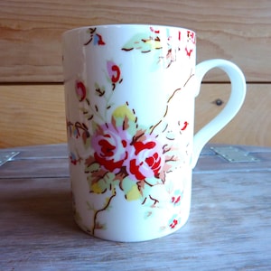 Cath Kidston Floral Colourful Flower Bouquet on White Churchill Fine China Straight Sided Mug / Cup English Red Roses Vivid Design Gift