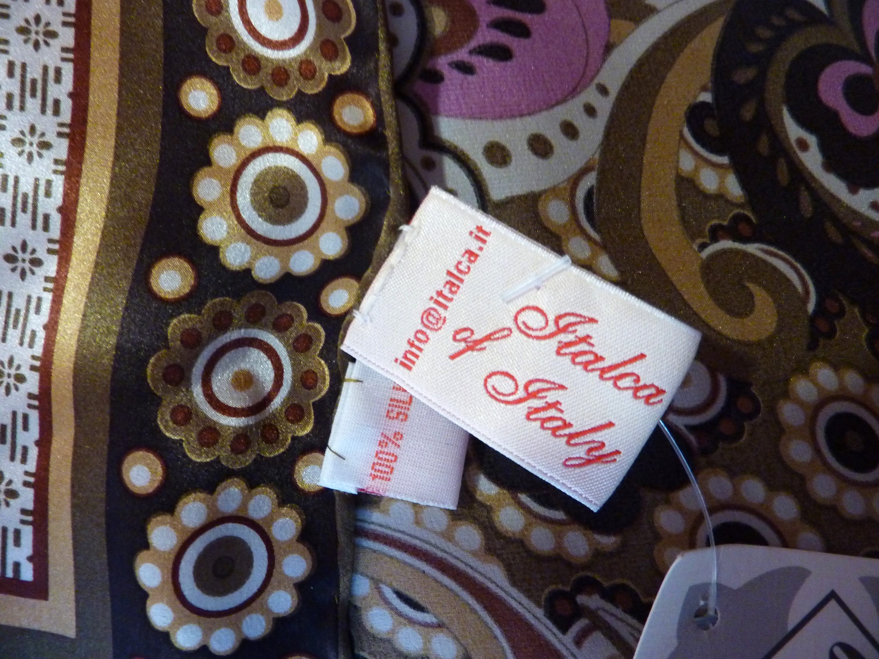 Foulard en soie - Fait main à Paris & en Italie - Élégance naturelle