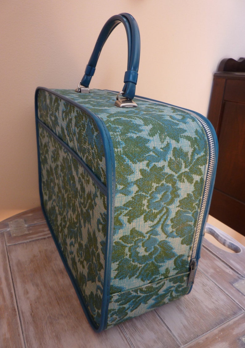 Avon Sample Travel Case Train Case Carryon Luggage Overnight Bag Turquoise & Green Floral