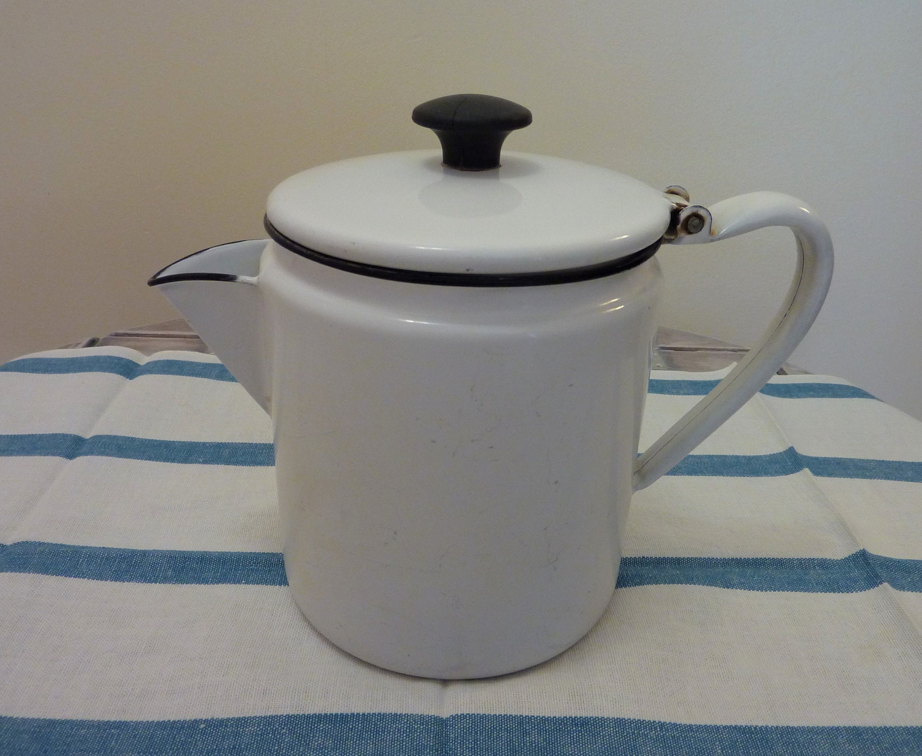 French Vintage White enamel Teapot Kitchen & Dining Home & Living