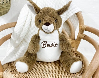Gepersonaliseerde naam mini kangoeroe knuffel knuffel bruin en wit Babycadeau