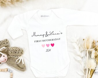 Body rosa personalizado para el primer día de la madre (nombre de la mamá y del bebé 2025) - Regalo para el primer día de la madre