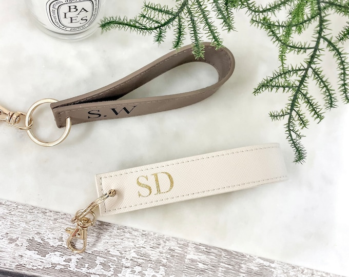 Pressed Powder On Key Chain Custom Purple Flower Resin Keychain, Personalized Pressed Dried Floral ...