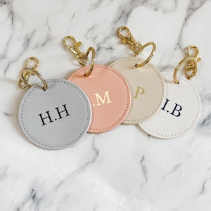 Clip personnalisé de porte-clés en faux cuir à cercle initial, faux cuir monogrammé, porte-clés de voiture en boucle, porte-clés