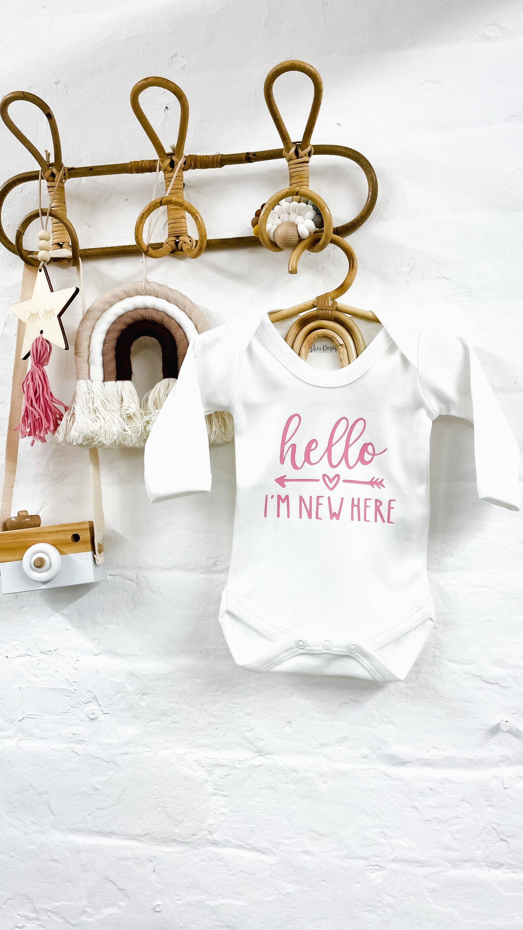 葉日月様・ハローベイビー小物入れ Hello Im New Here Baby Vest/romper/bodysuit - Long/short