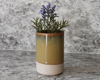 Iron Rutile Cylinder Vase