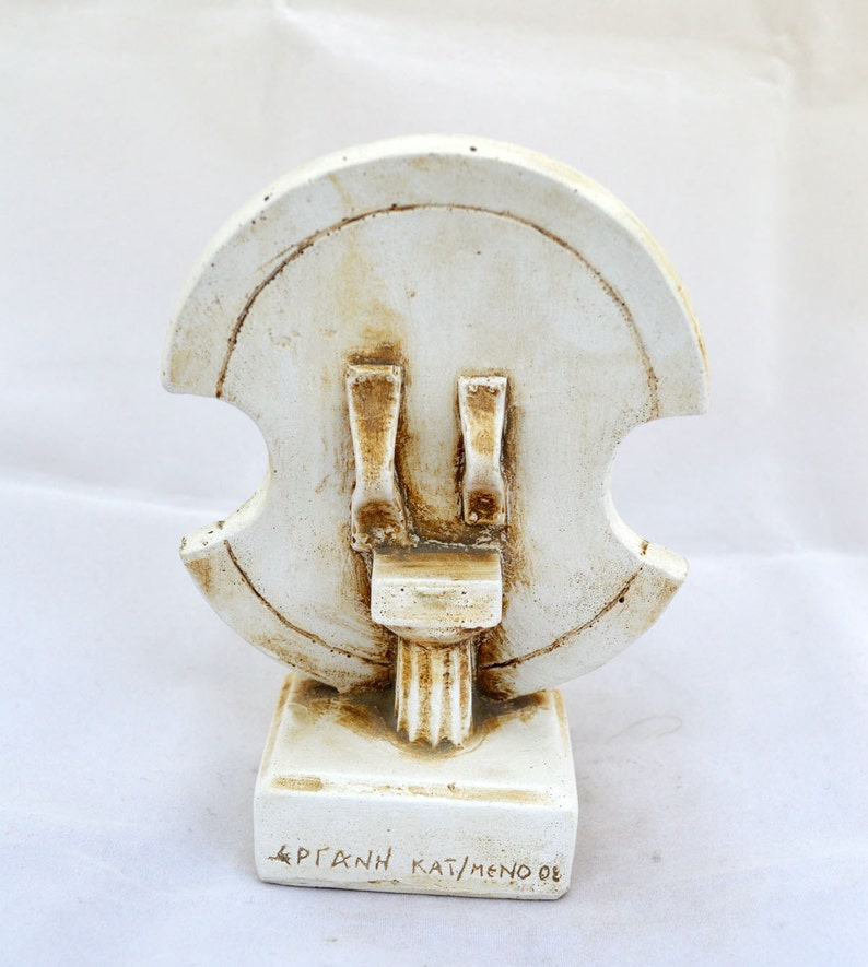 Achilles Shield miniature sculpture image 3