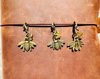 Busy Bee travelers notebook charm | bumble bee paired set antique bronze travel charms