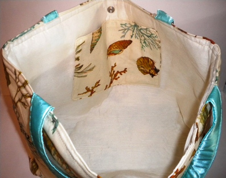 Large shopping bag Gift for her shells /& coral tote bag Ocean themed tote bag Fabric tote bag lined with inside pocket gift for her