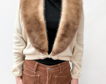 Vintage crèmekleurig vest van 100% puur kasjmier met nertskraag uit de jaren 1950
