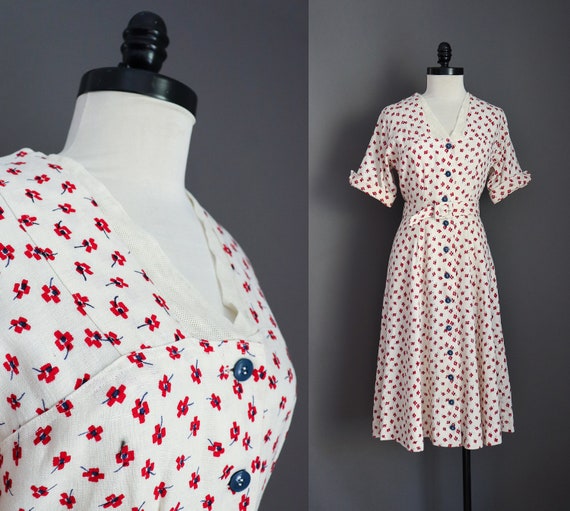 1940s 1950s Vintage Handmade White Cotton Red and