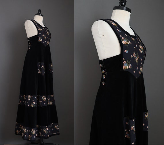 1970s Vintage Rare Anna Belinda Black Velvet Pinaf