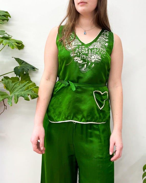 1930s Vintage Emerald Green Embroidered Beach Paj… - image 3
