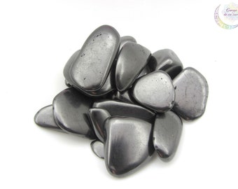 Piedra pulida natural de shungita: protección energética, conexión a tierra y purificación.