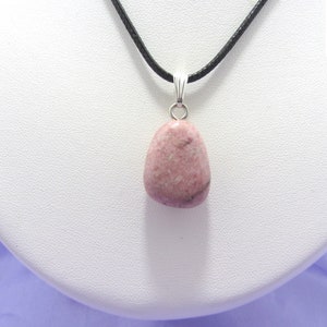 Rhodonite pendant A+ grade