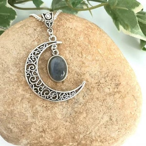 Moon labradorite necklace, natural stone, protection, handmade