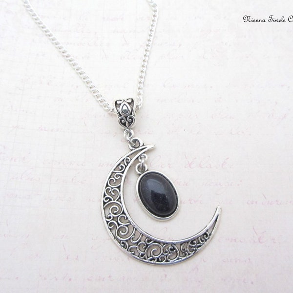 Collier lune pierre de soleil bleue