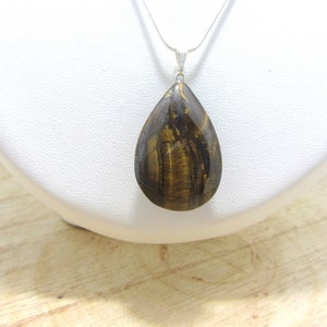 Tiger eye pendant, natural stone,  quality A
