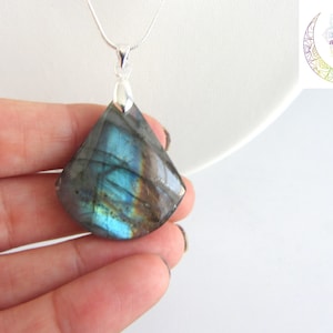 Labradorite pendant sterling silver 925 A quality
