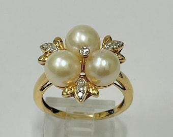 Ladies pearl and diamond cocktail ring set with 3 salt water 7mm each AA quality Japanese pearls and 10 round diamonds