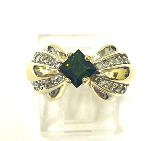 Ladies exquisite bow tie shaped cocktail ring w/ … - image 3