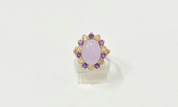 Ladies ballerina type ring in lavender jade caboc… - image 2