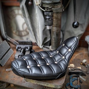 Custom cobra style leather solo seat bobber chopper Harley Triumph etc for ribbed fender rigid frame