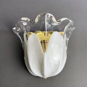 La Murrina Murano hand made art glass and gilded metal frame single wall lamp. Italy, 90s.