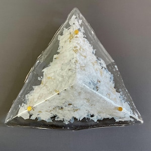 Murano glass ceiling/wall light with white glass foils from 1980s. One of three available.