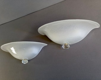 Aureliano Toso Murano set of two wall lamps in hand-worked art glass and metal frames. Italy, 1990s.