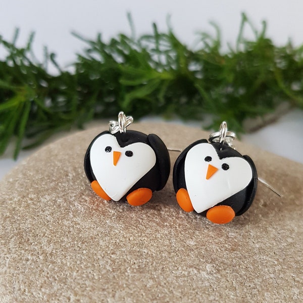 boucles d'oreilles pingouins ,cadeau noel,animaux rigolos,boucles pingouins, boucles fimo,