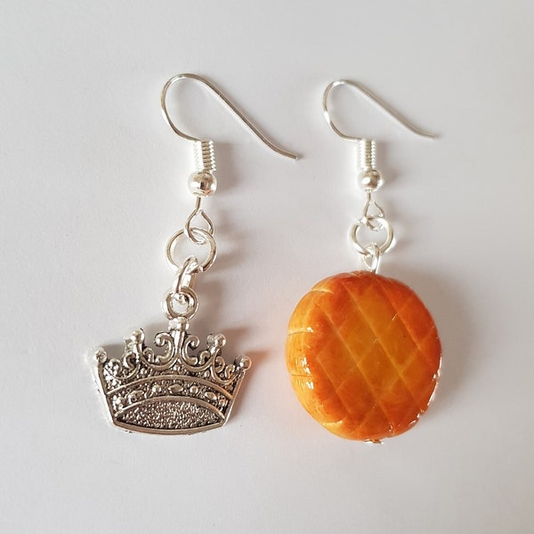 boucles d oreilles galette des rois,boucles galettes,couronne,galette des rois,fimo,bijou gourmand,boucles gourmandes,cadeau rigolo,original