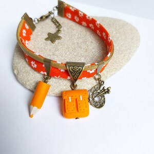 bracelet maîtresse ,cadeau maîtresse,cadeau école, orange