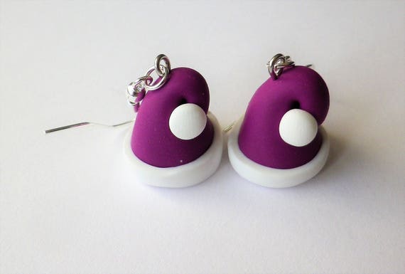 purple and white santa hat