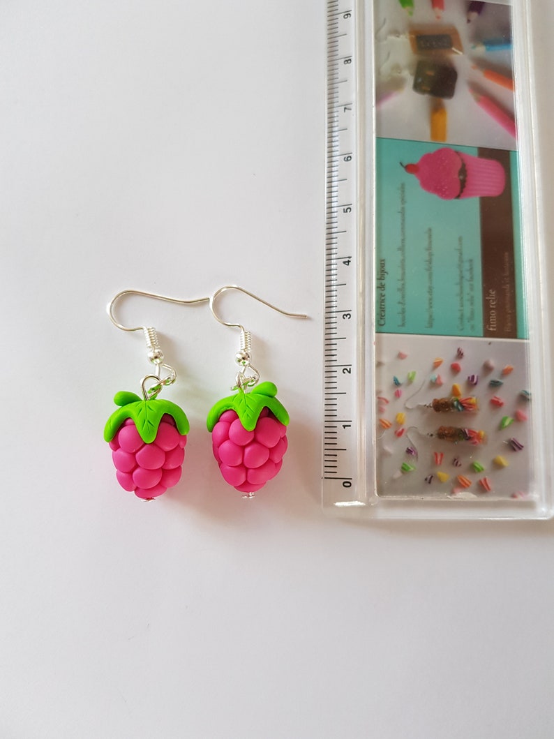 fimo earring, raspberry loops, gourmet, raspberry with leaf, gourmet jewel image 2