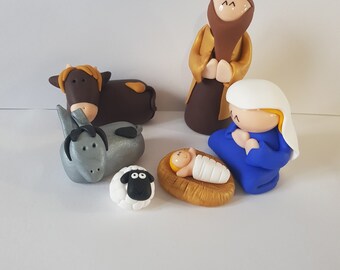 Ensemble de Figurines Joseph, Marie, Jésus avec Crèche, Scène de Naissance de