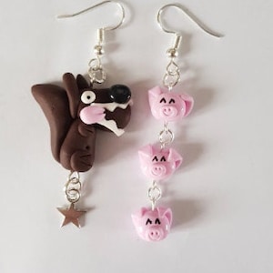 boucles d'oreille les trois petits cochons et loup personnages livre conte fée,boucles d'oreilles dépareillées,boucles d'oreilles originales image 5