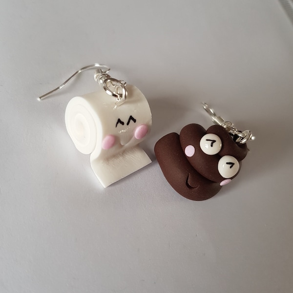 boucle d oreille fimo rigolo: "le gros caca et son papier toilette souriant" depareillée,cute earring