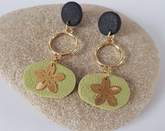 boucles d'oreilles monstera,feuille de monstera,végétale,botanique,boucles originales,fleur,tropicale,plante,vert,boho,sauge,cadeau original