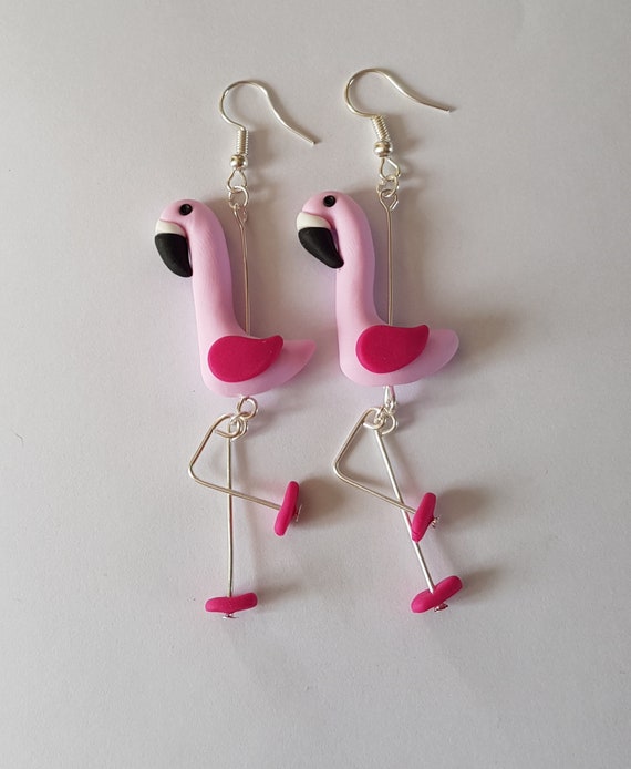 Boucles D’oreilles Fleur En Fimo Rose, Dentelle Beige, Perles Et Papillons – Création Artisanale