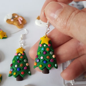 boucles d oreilles sapins originales cadeau noel theme traditionnel féérique multicolore,boucles d'oreilles sapins,boucles d'oreilles noël image 4