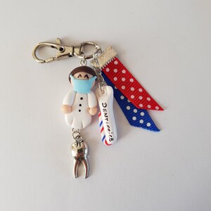 Zahnarzt Taschenanhänger, Zahnarzt Geschenk, lustiges Geschenk, Zahn, Zahnpasta, Kawaii Geschenk, Diplom Geschenk, Geburtstagsgeschenk