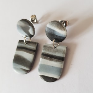 Marbled dangles,statement earrings,marble earrings,modern jewelry,boho earrings,handmade polymer clay,polymer clay statement
