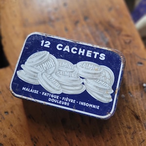 French vintage tin, Blue tin,  Vintage tin