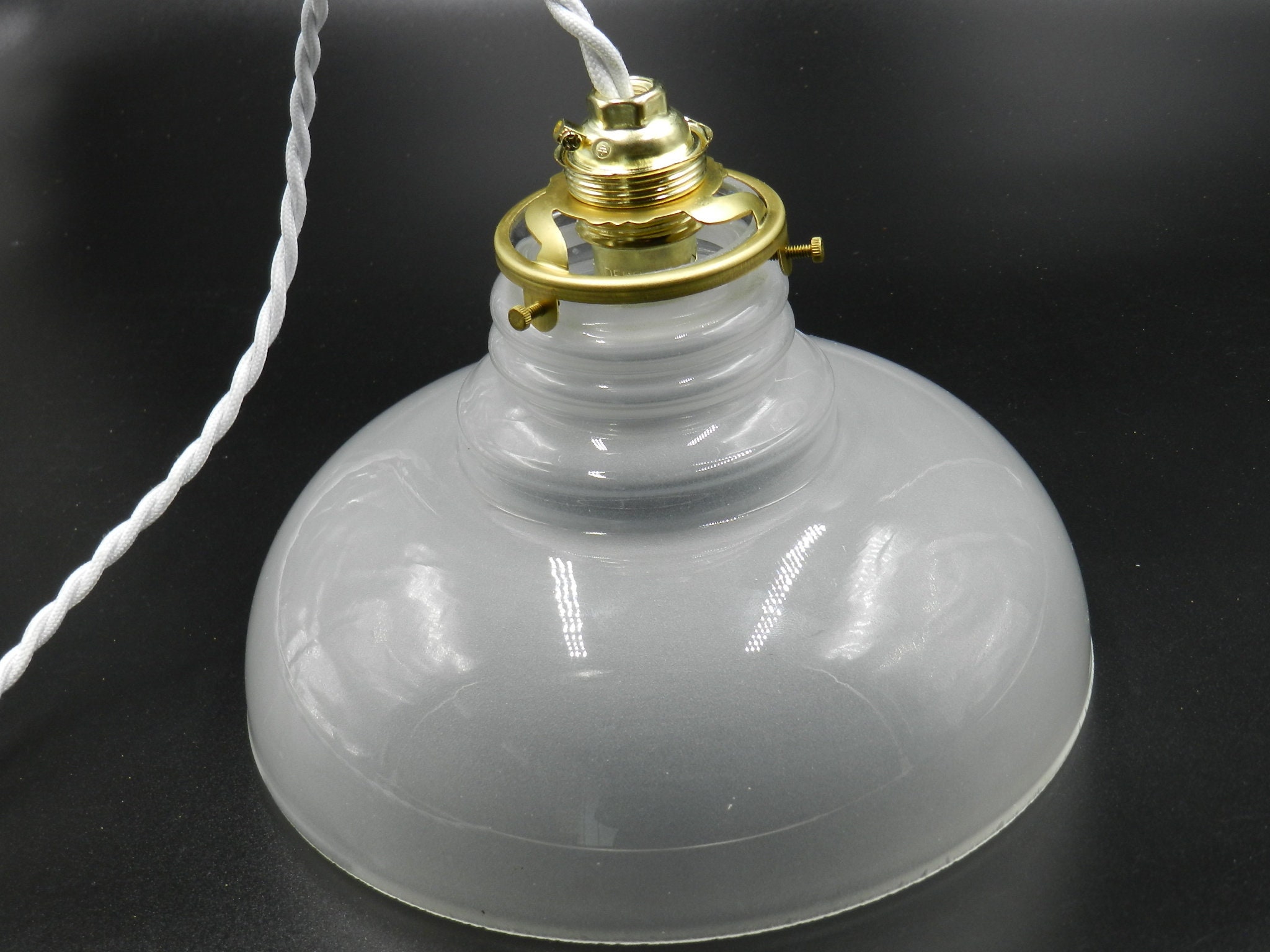 Abat-Jour Chic Du Milieu Siècle en Verre Semi-Opaque