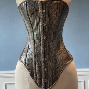 Historical snake corset: Edwardian overbust corset. Steelbone custom made corset, renaissance, gothic, steampunk, bespoke, victorian