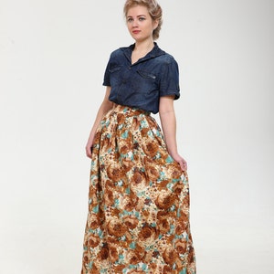 Terribly floral! Exclusive full shaped maxi skirt from thin exclusive floral cotton fabric. Classy vintage new look style.