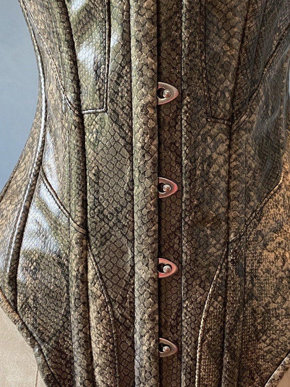 Historical Velvet Corset: Edwardian Overbust Corset. Steelbone Custom Made  Corset, Renaissance, Gothic, Steampunk, Bespoke, Victorian -  Canada