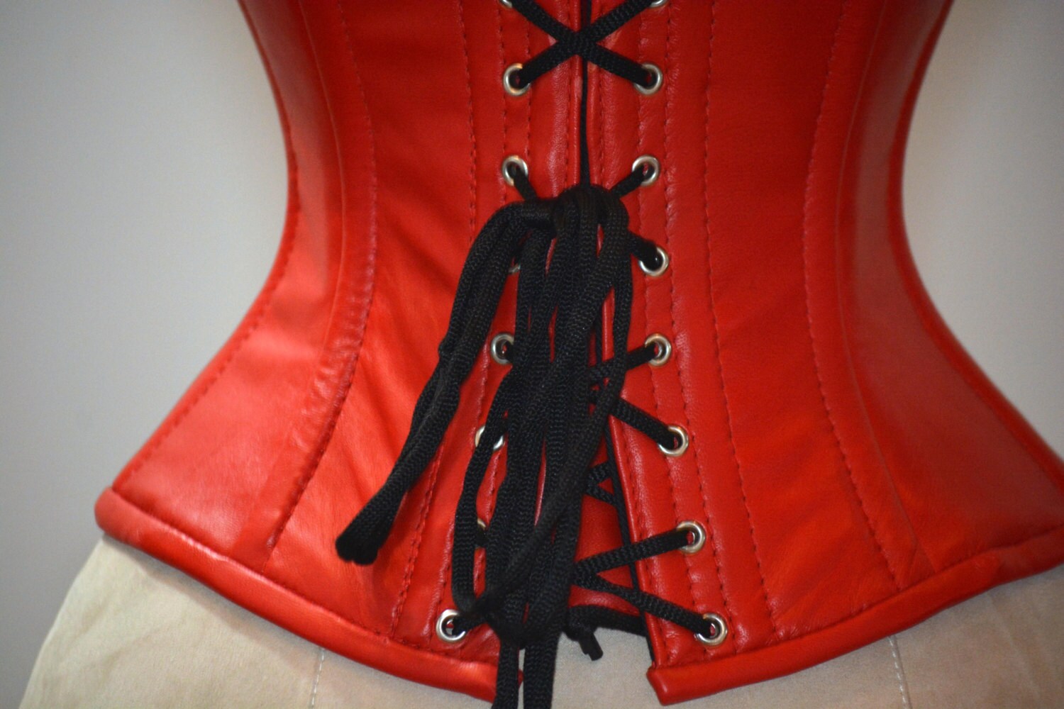 KNOT 19 IN WHITE LAMBSKIN